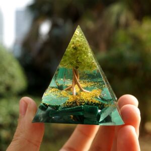 Tree Of Life Green Gravel Crystal Chakra Pyramid
