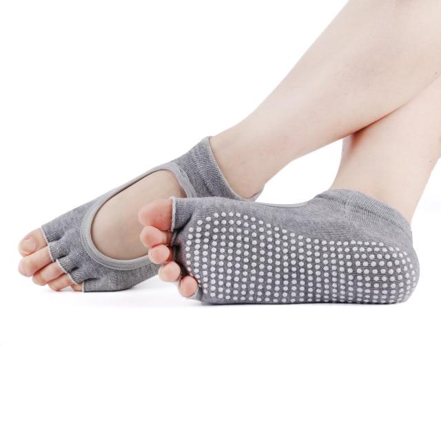 1pair Women Letter Graphic Anti-slip Yoga Toe Socks