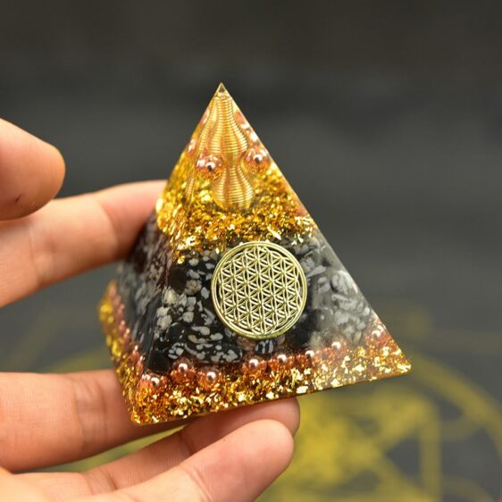 Reiki & Gold Energy Orgonite Resin Chakra Pyramid